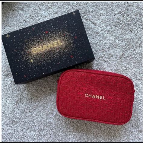 chanel cosmetic pouch|CHANEL Beauty Gift Sets .